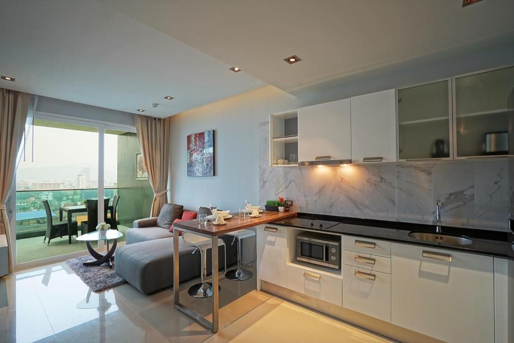 Emerald Terrace Condo Phuket Patong 외부 사진
